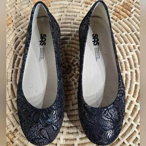 SAS Scenic Metallic Floral Print Ballet Flats 7 Wide